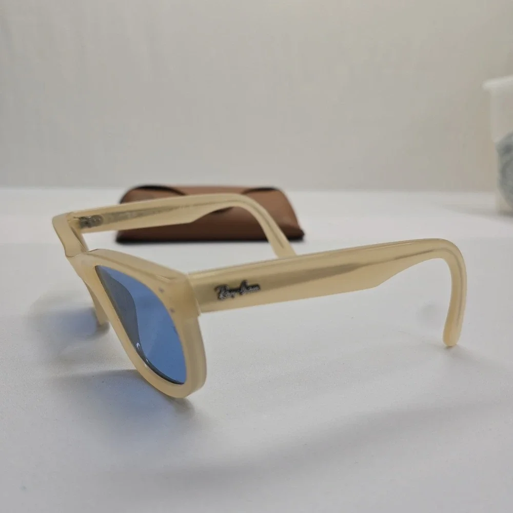 Ray Ban Wayfarer Reverse Sunglasses Beige Blue Lens RBR0101S 6710/72 50-22 145